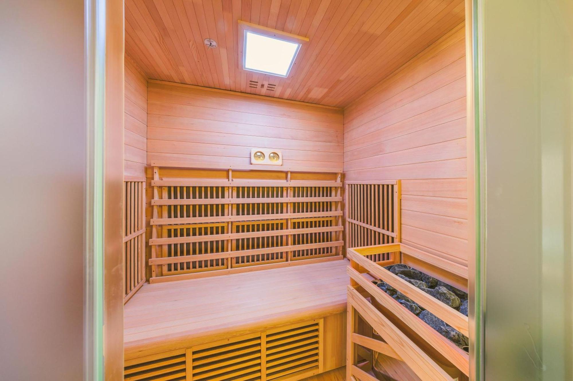 Takamiya Hotel Hammond Yamagata  Bagian luar foto